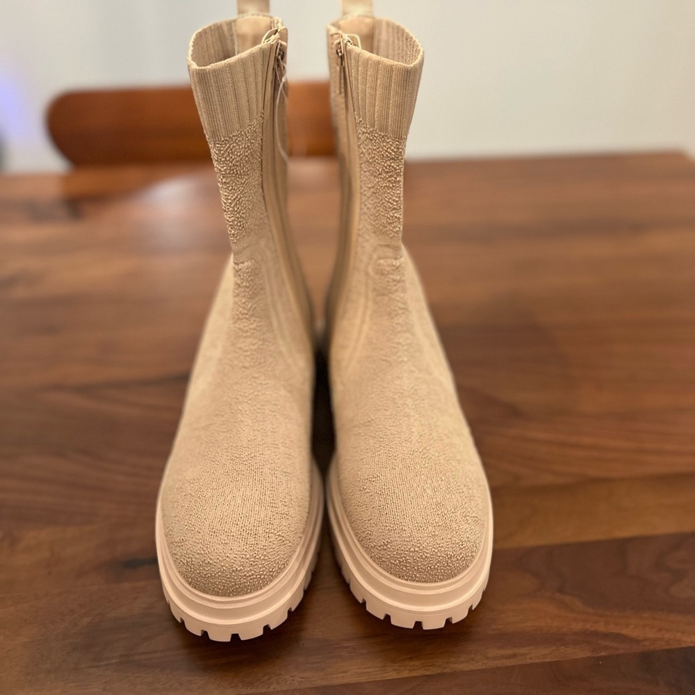Vaneli Cream Ankle Boots